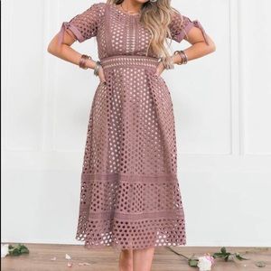 The Vera Dress in Mauve